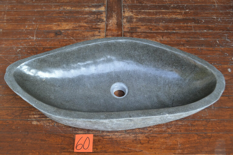 Flussstein-Waschbecken-Aufsatzwaschbecken-Unikat-Nummer-60