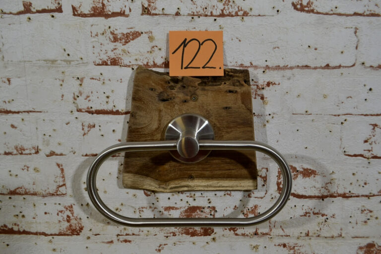 Handtuchhalter-aus-Holz-nr-122