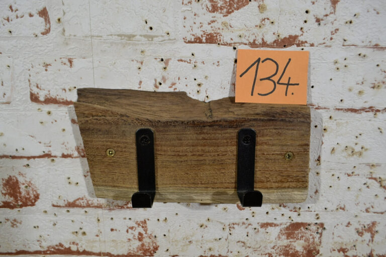 Handtuchhalter-aus-Holz-nr-134