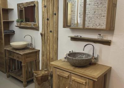 Massivholz-Badmöbel-Ausstellung