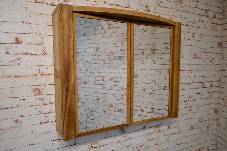 Spiegelschrank-Holz-Massiv-80cm