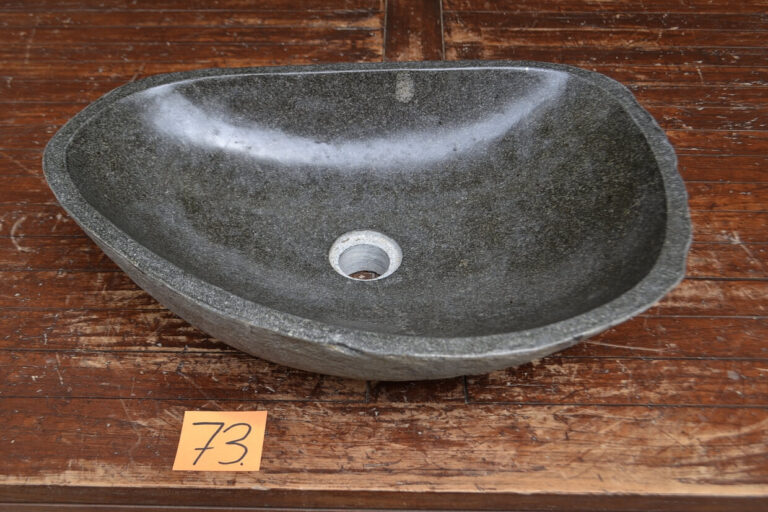 Steinwaschbecken-Naturstein-Findling-Unikat-nr-73