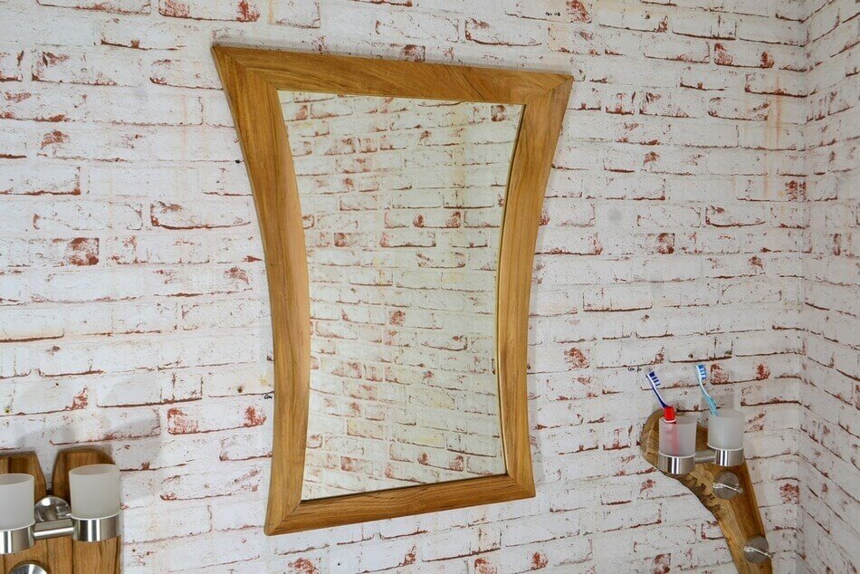 Wandspiegel-Holzrahmen