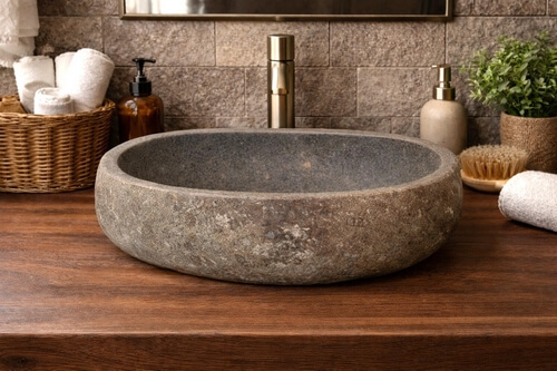 Waschbecken-Flussstein