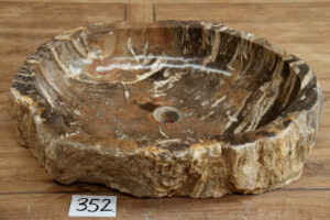 Waschbecken-Naturstein-versteinertes-Holz-Unikat-Nummer-352