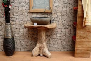 Waschtisch-Massivholz-Wurzel-nr-455