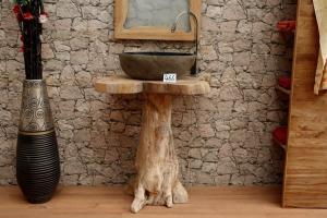 Waschtisch-Massivholz-Wurzel-nr-466