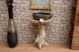 Waschtisch-Massivholz-Wurzel-nr-477