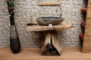 Waschtisch-Massivholz-Wurzel-nr-481