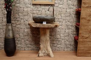 Waschtisch-Massivholz-Wurzel-nr-484